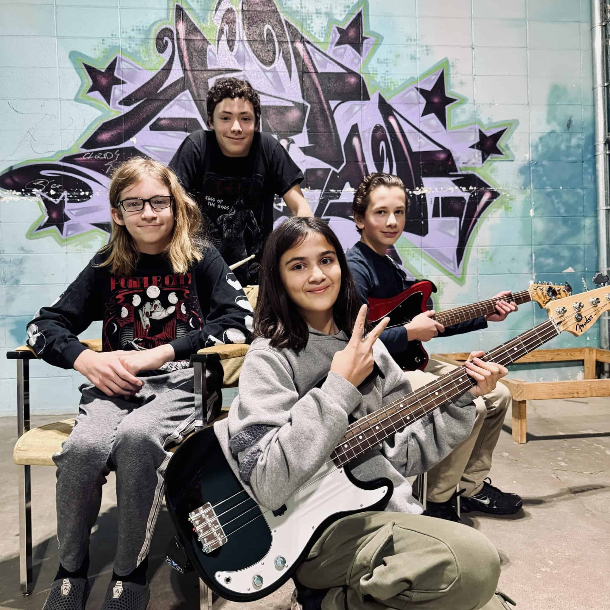 EduardoAndThePaperClips2025