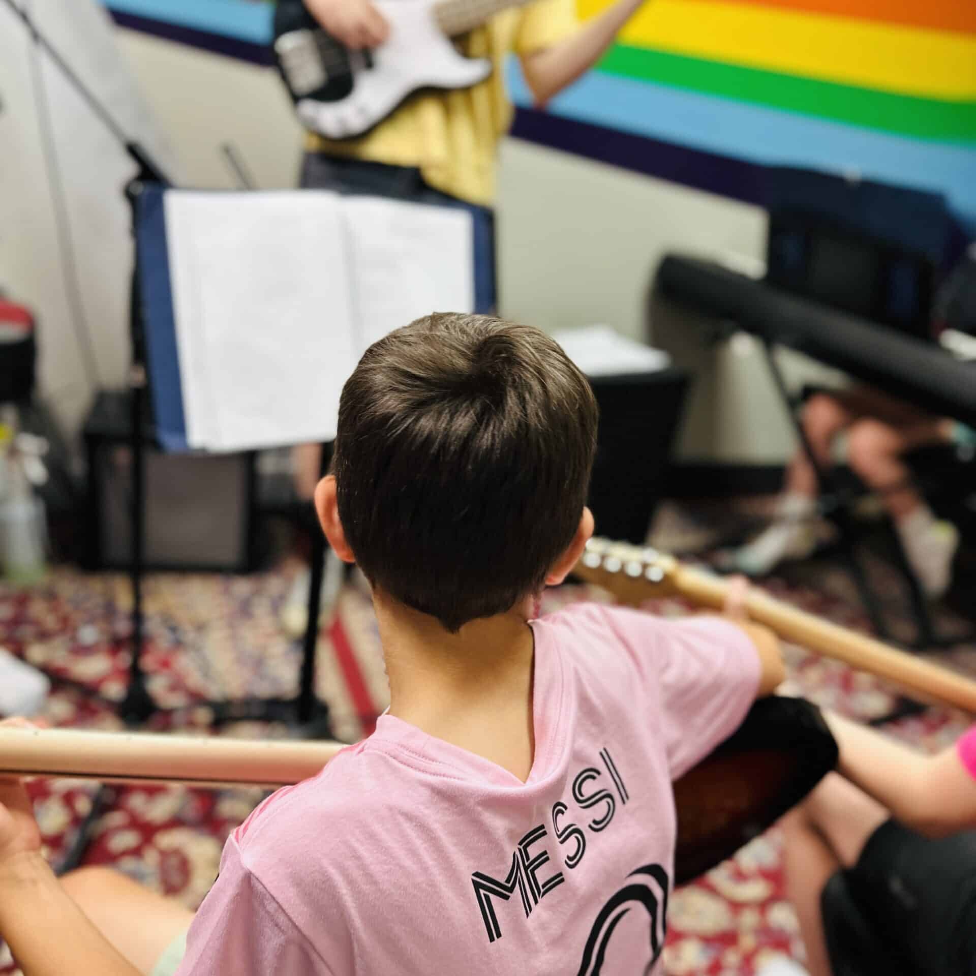 Beginner guitar classes in Edmonton